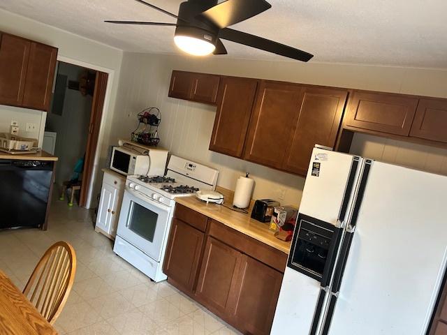 8850 E Mallard Ln, Wilmington, IL 60481 - photo 2