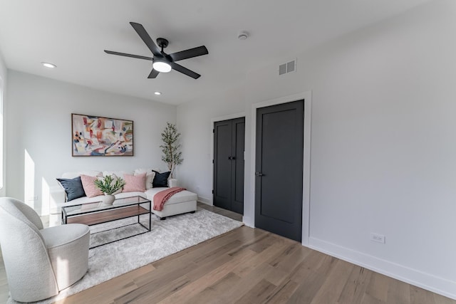 4210 W 5th Ave, Chicago, IL 60624 - living area with wood finished floors, a ceiling fan, and recessed lighting