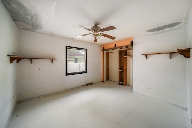 1025 S Ardmore Ave, Villa Park, IL 60181 - unfurnished bedroom featuring a closet and a ceiling fan