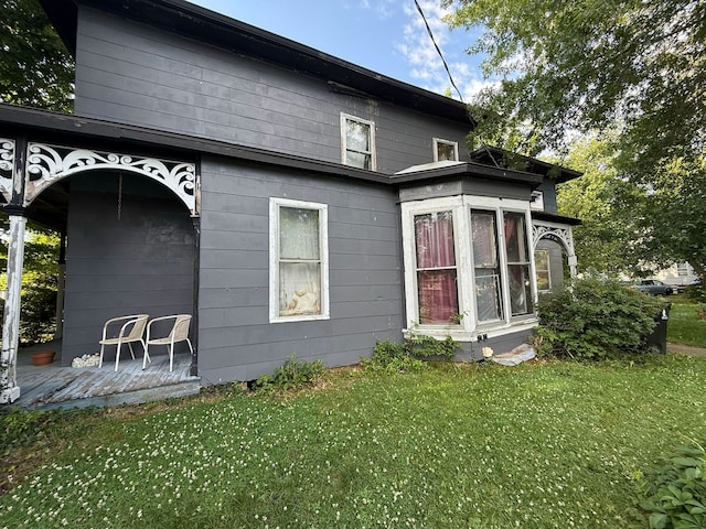 121 S Elm St, Washington, IL 61571 - back of property with a yard