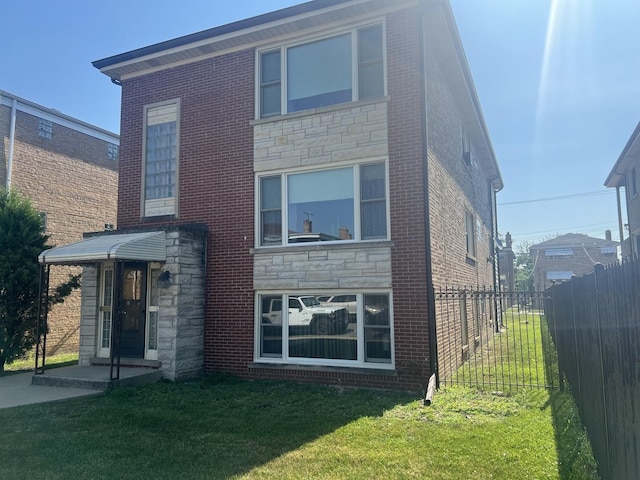 1351 N Latrobe Ave, Chicago, IL 60651 - photo 1