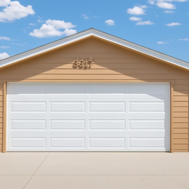 3617 W 63rd Pl, Chicago, IL 60629 - view of garage