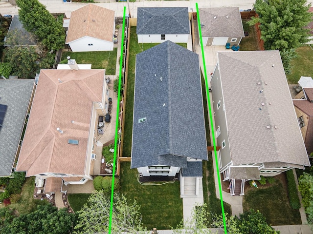 7635 W Balmoral Ave, Chicago, IL 60656 - aerial view of residential area featuring property boundaries highlighted