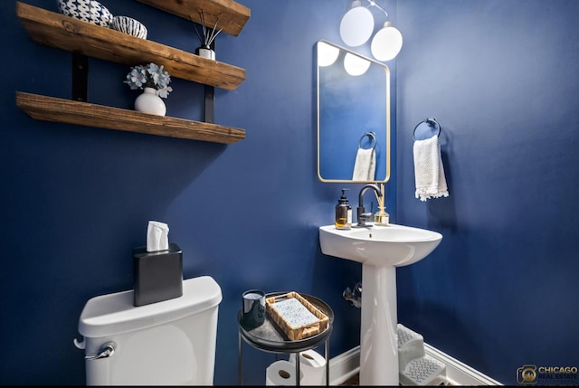 13052 Dunmoor Dr, Lemont, IL 60439 - half bathroom featuring toilet