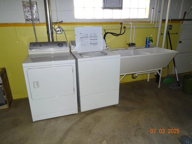 475 Courtesy Ln, Des Plaines, IL 60018 - laundry area with washer and clothes dryer and plenty of natural light