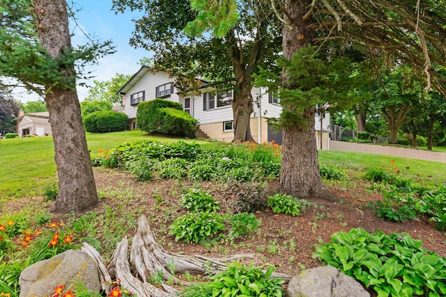 3717 W High St, Mchenry, IL 60050 - view of green lawn