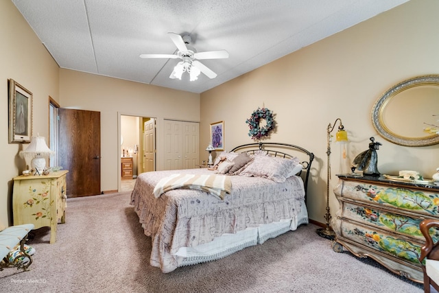1503 Woodbridge Rd Unit 3E, Joliet, IL 60436 - carpeted bedroom featuring connected bathroom, a closet, ceiling fan, and a textured ceiling