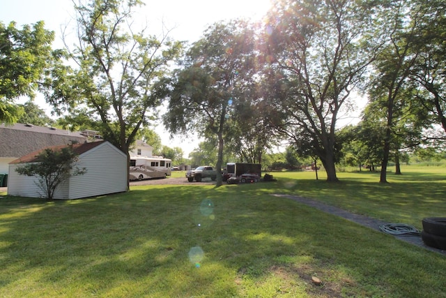 1906 Green Bay Rd, Zion, IL 60099 - view of green lawn