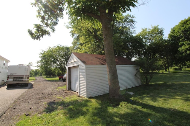 1906 Green Bay Rd, Zion, IL 60099 - view of garage