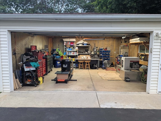 1906 Green Bay Rd, Zion, IL 60099 - view of garage