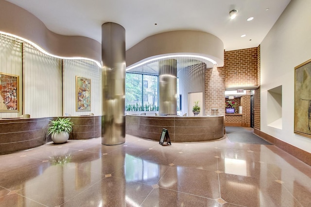 3660 N Lake Shore Dr Unit 3304, Chicago, IL 60613 - welcome area with recessed lighting