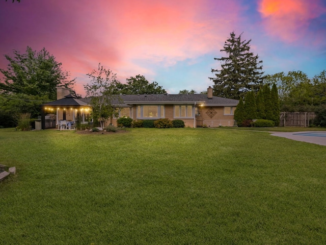 922 S School St, Mount Prospect, IL 60056 - ranch-style home with a chimney