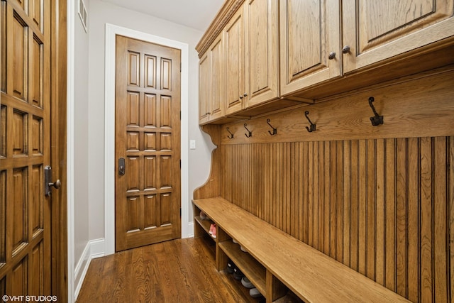 32W634 Oak Lawn Farm Rd, Wayne, IL 60184 - mudroom featuring dark wood-type flooring and baseboards
