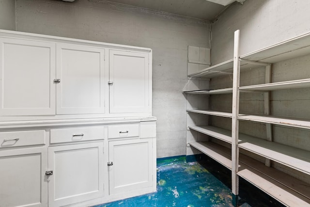 1046 N 7th St, Rochelle, IL 61068 - view of storage area