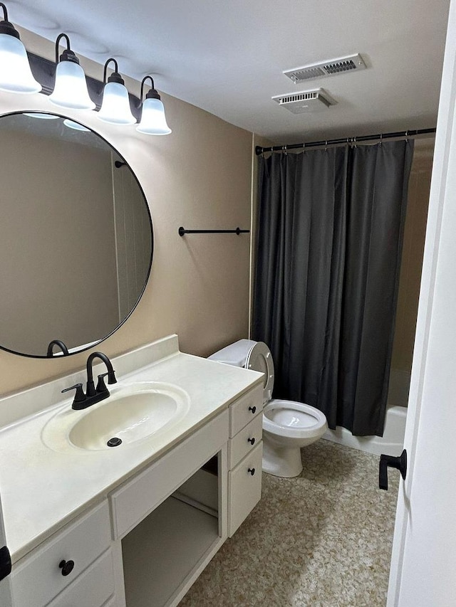 15137 Quail Hollow Dr Unit 203, Orland Park, IL 60462 - bathroom with vanity and shower / bathtub combination with curtain