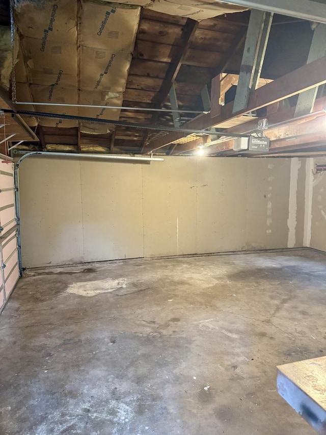 5125 W 101st St, Oak Lawn, IL 60453 - view of garage