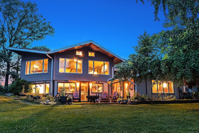 1108 Plaza Dr, New Lenox, IL 60451 - back of property with a yard