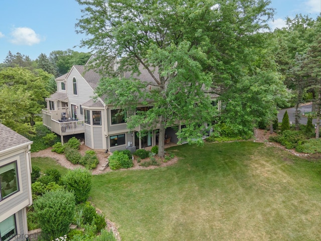 285 N Bay Ct, Lake Barrington, IL 60010 - view of grassy yard featuring a deck