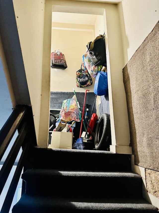 5424 S Winchester Ave, Chicago, IL 60609 - view of stairway