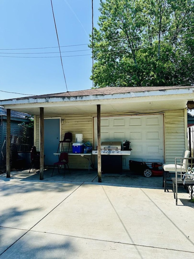 5424 S Winchester Ave, Chicago, IL 60609 - view of garage