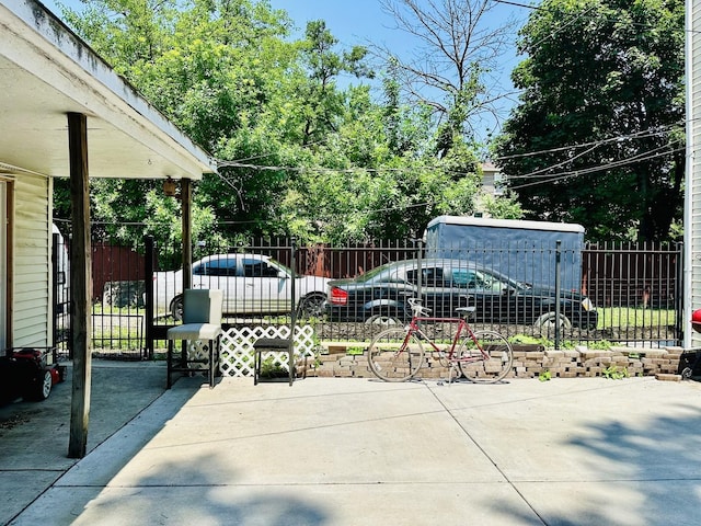 5424 S Winchester Ave, Chicago, IL 60609 - view of patio / terrace