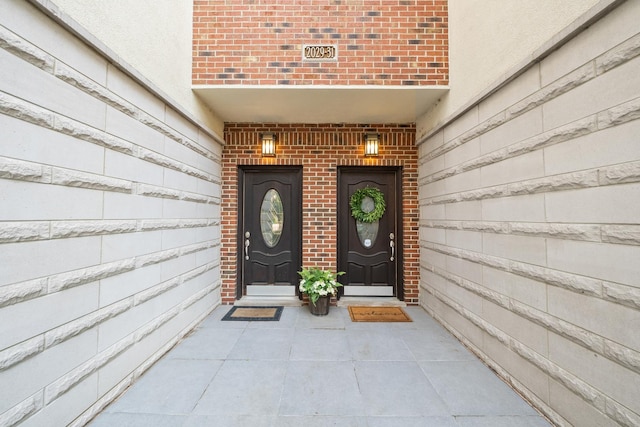 2031 W Saint Paul Ave Unit 2W, Chicago, IL 60647 - property entrance with brick siding