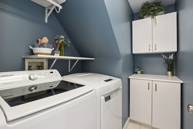 3316 N Leavitt St Unit 2, Chicago, IL 60618 - laundry area with washer and clothes dryer and cabinet space