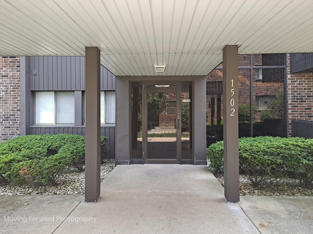 1502 Woodbridge Rd Unit 2H, Joliet, IL 60436 - entrance to property with brick siding