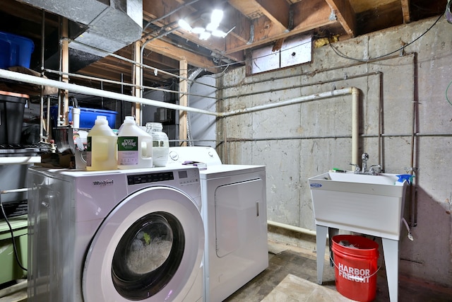 518 Emerson Cir, Bolingbrook, IL 60440 - laundry room with washing machine and clothes dryer