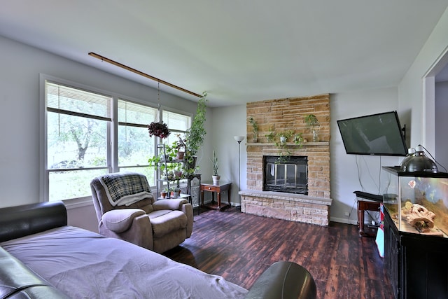 518 Emerson Cir, Bolingbrook, IL 60440 - living area featuring wood finished floors, plenty of natural light, and a fireplace