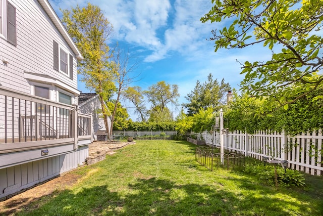 401 Greenwood Rd, Glenview, IL 60025 - view of fenced backyard
