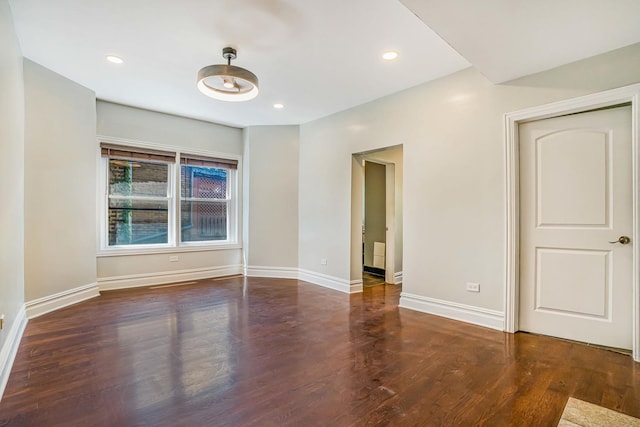 4640 N Kenmore Ave Unit 2S, Chicago, IL 60640 - unfurnished room featuring wood finished floors and recessed lighting
