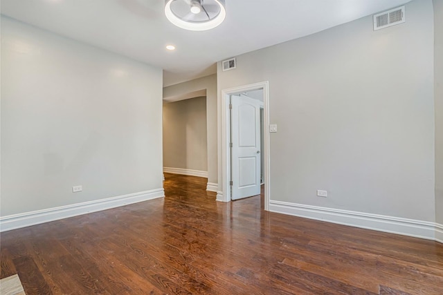 4640 N Kenmore Ave Unit 2S, Chicago, IL 60640 - unfurnished room featuring wood finished floors and recessed lighting