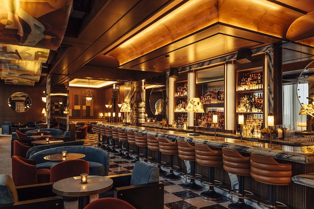 363 E Wacker Dr Unit 3303, Chicago, IL 60601 - community bar area with wood walls