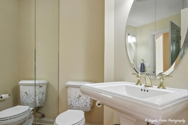 32756 N Stone Manor Dr, Grayslake, IL 60030 - half bathroom with toilet