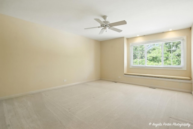 32756 N Stone Manor Dr, Grayslake, IL 60030 - unfurnished room with light colored carpet and a ceiling fan