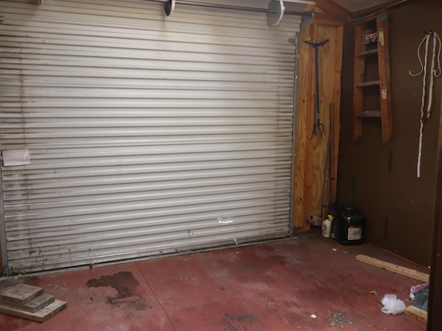 303 N Walnut St, Wenona, IL 61377 - view of garage