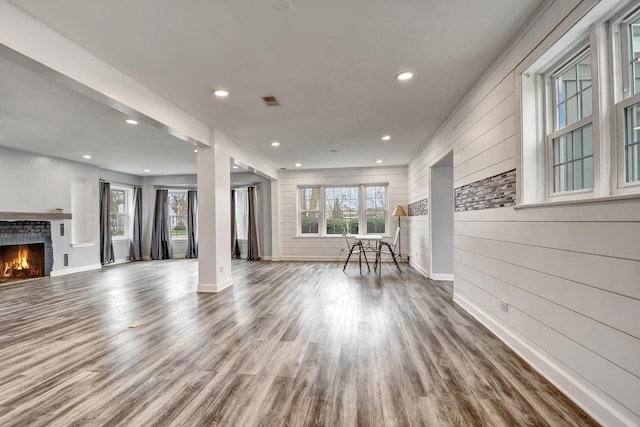 2425 Flossmoor Rd, Flossmoor, IL 60422 - living area featuring wood finished floors, a lit fireplace, and recessed lighting