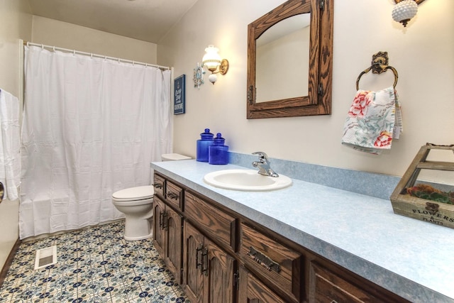 3536 Buck Ave, Joliet, IL 60431 - full bathroom featuring toilet and vanity