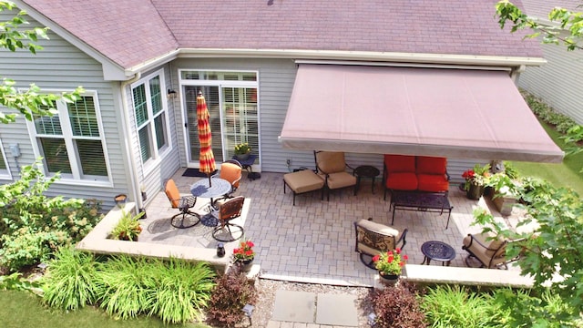 4015 Chesapeake Ln, Naperville, IL 60564 - view of patio