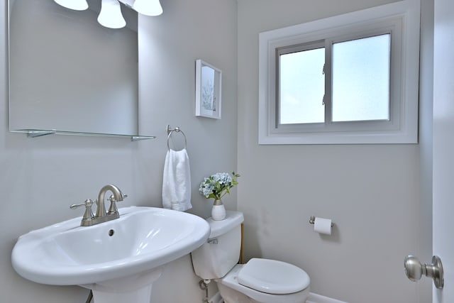 300 Duane St Unit 6, Glen Ellyn, IL 60137 - bathroom with a sink and toilet