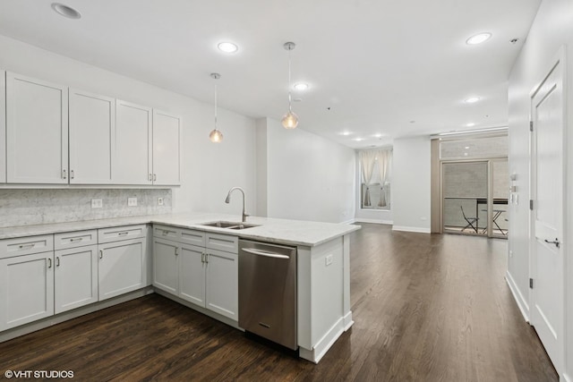 150 W Superior St Unit 605, Chicago, IL 60654 - kitchen featuring dishwasher, dark wood-style flooring, a peninsula, decorative backsplash, and recessed lighting
