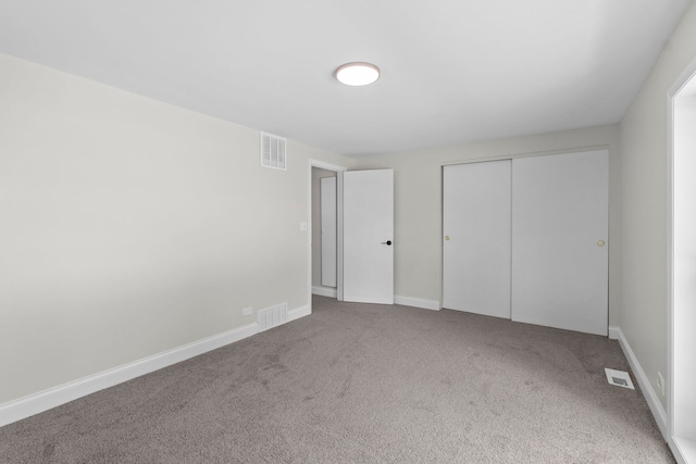 1022 Ashton Ct, Streamwood, IL 60107 - unfurnished bedroom with carpet and a closet