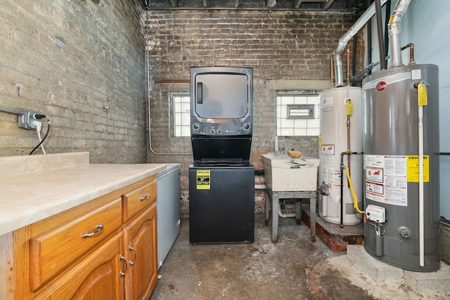 1630 S Fairfield Ave, Chicago, IL 60608 - utility room with gas water heater and estacked washer and dryer