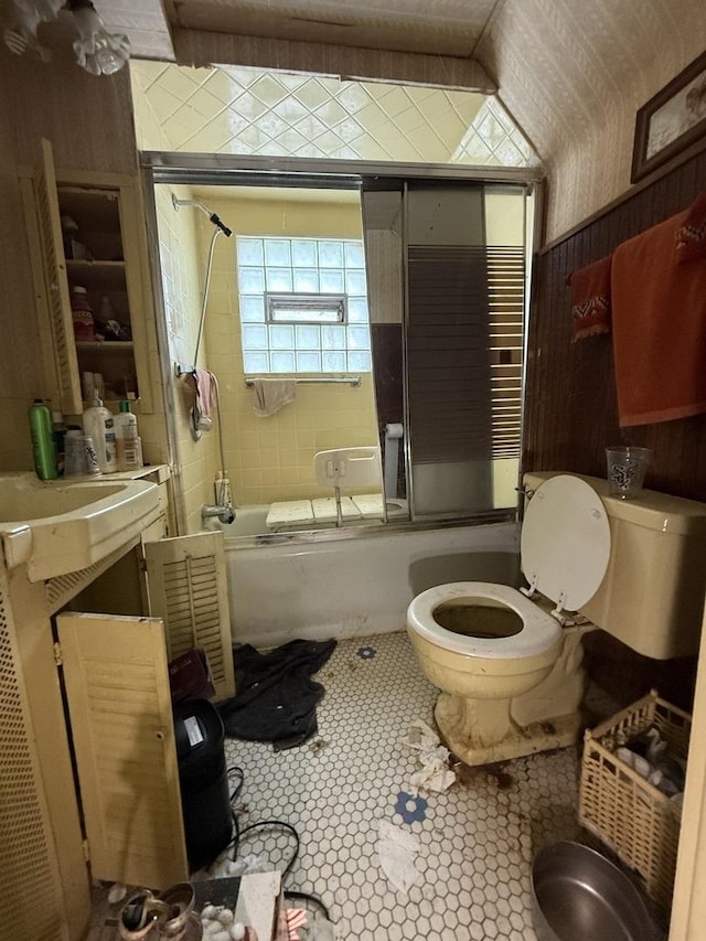 120 S Wabash Ave, Glenwood, IL 60425 - full bath featuring bathtub / shower combination and toilet