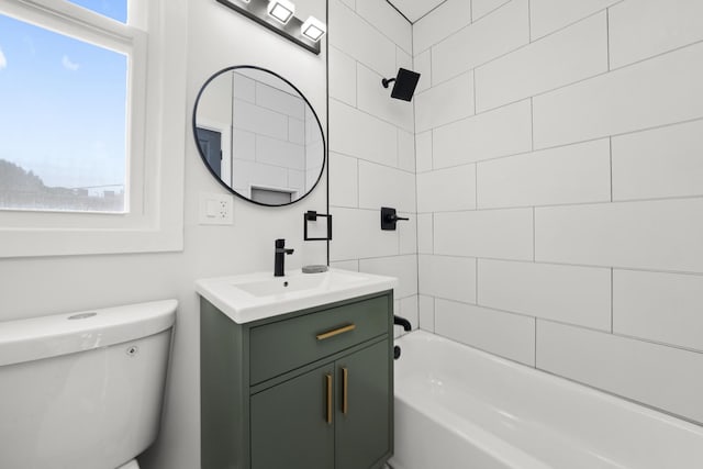 712 W 48th Pl, Chicago, IL 60609 - full bath featuring vanity, plenty of natural light, and tub / shower combination