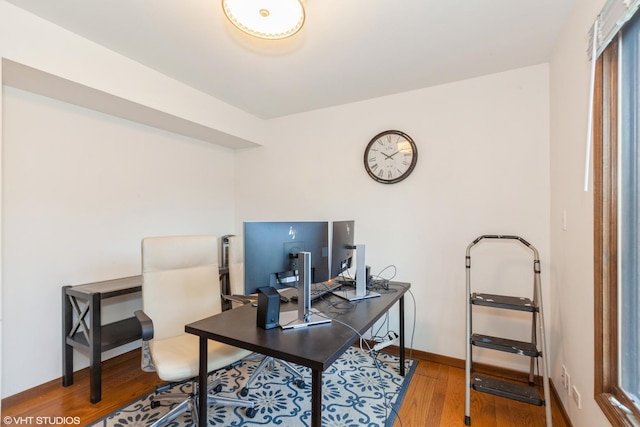 134 Country Club Dr, Bloomingdale, IL 60108 - office with wood finished floors and baseboards