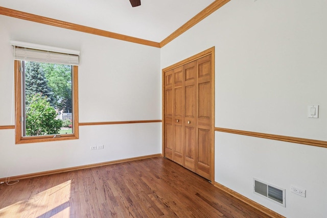 641 Mason Ln, Lake In The Hills, IL 60156 - empty room featuring ornamental molding, wood finished floors, and ceiling fan