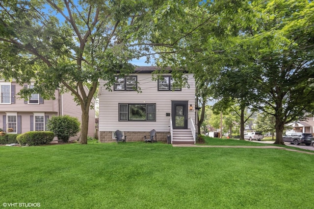 861 Hill Ave, Glen Ellyn, IL 60137 - view of front of house featuring a front lawn