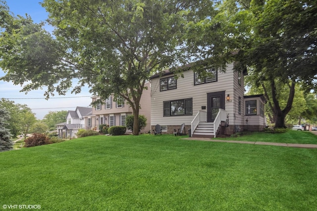 861 Hill Ave, Glen Ellyn, IL 60137 - view of front of house featuring a front yard